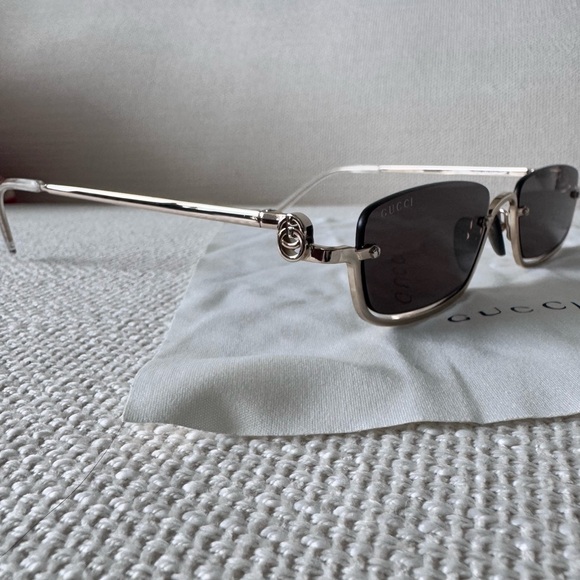 AUTHENTIC Gucci rectangular-framed glasses - Picture 7 of 9